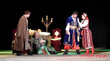 Закарпатський театр презентував у Житомирі виставу "Назар Стодоля"