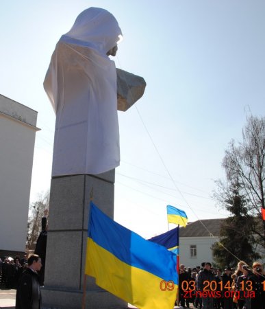 У Коростені відкрито пам’ятник  Тарасу Шевченку