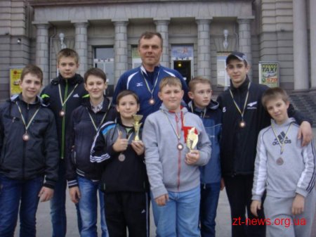 Вихованці спортивної школи №1 двічі протягом року вибороли бронзу на Всеукраїнських змаганнях з волейболу