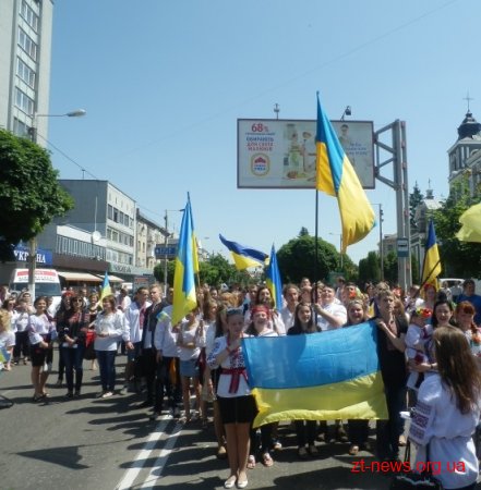 Прапор у центрі Житомира офіційно визнали найбільшим в Україні