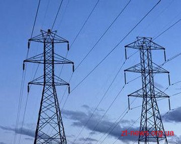 На Житомирщині у цілодобовому режимі відновлюють електропостачання
