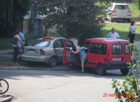 У Житомирі зіткнулись Daewoo та Renault