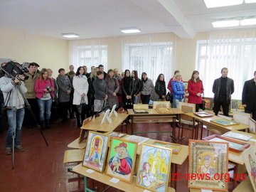 У Житомирі відкрили Всеукраїнську виставку мистецтва в’язнів