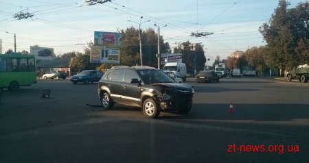 В Житомирі зіткнулися Honda і Hyundai