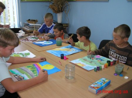 Житомирських дітей запрошують взяти участь у виготовленні подарунків до новорічних свят для військових