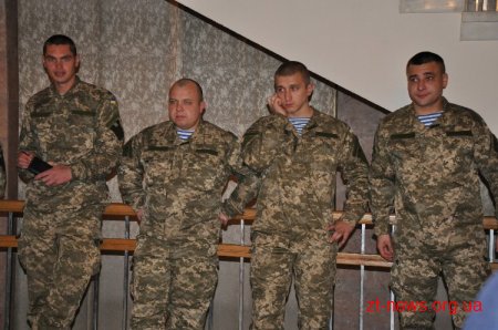 У Житомирі відбувся концерт для військових 95-ої окремої аеромобільної бригади