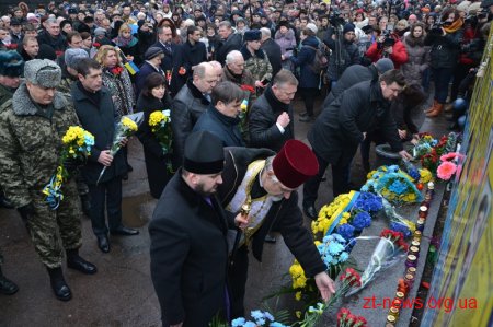 В День Соборності України житомиряни створили "Ланцюг єдності"