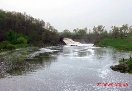 На річці Тетерів врятовано дівчину, яка намагалася покінчити з життям самогубством