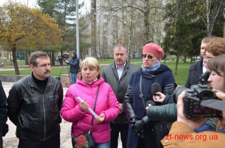 Представники міської влади Житомира їздили дивитися на фонтан «Космонавт»