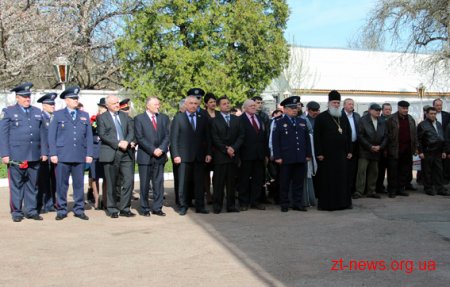 На Житомирщині встановлено меморіальну дошку правоохоронцям-ліквідаторам аварії на ЧАЕС