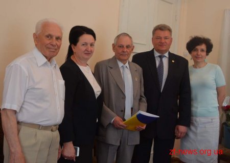 Голова обласної ради ветеранів Микола Каширін святкує своє 90-річчя
