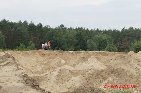 Відбулося виїзне засідання щодо незаконного видобутку піску на території Житомирського району