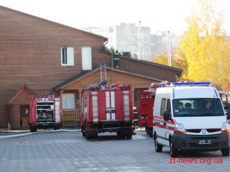 Рятувальники ліквідували загоряння в розважальному комплексі у Житомирі