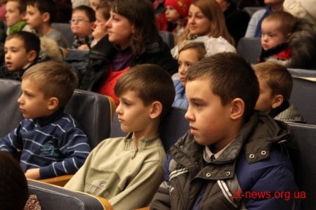 Перший новорічний концерт для дітей у Житомирі