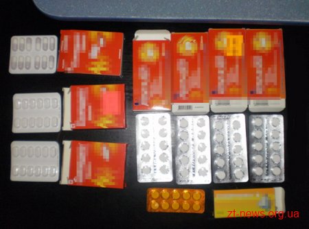 На Житомирщині у аптеці продавали препарати, які містять наркотики, без рецептів