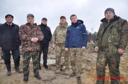 Сергій Машковський відвідав незаконні бурштинові копальні