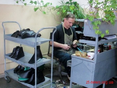 13 бійців АТО повернулися до повноцінного життя завдяки протезному підприємству на Житомирщині