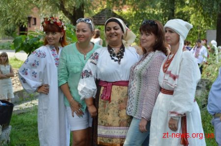 Всеукраїнський фестиваль «Аристократична Україна» представив на Житомирщині етнічний одяг