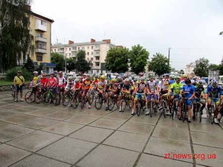 У Житомирі стартували відразу 2 чемпіонати з велоспорту