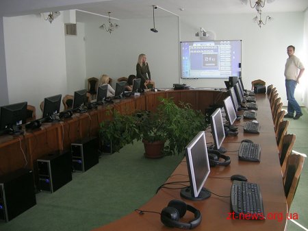 Наступного року кілька шкіл Житомира збираються обладнати сучасними інтерактивними класами