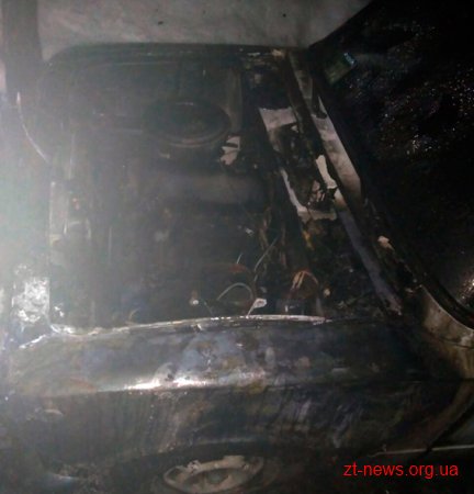 За добу на Житомирщині сталося загоряння трьох автомобілів