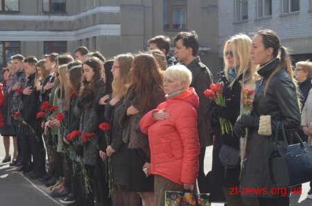 У Житомирі відкрили меморіальну дошку загиблому герою АТО Сергію Ковєшнікову