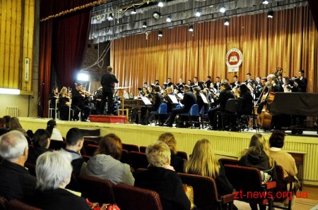 У Житомирі відбулася Всеукраїнська прем’єра народної симфонії єднання