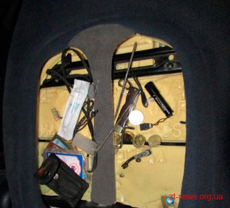 У Житомирі затримали підозрюваних у крадіжках з авто