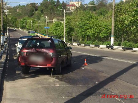 У Житомирі автомобіль «Богдан» зіткнувся з Volkswagen