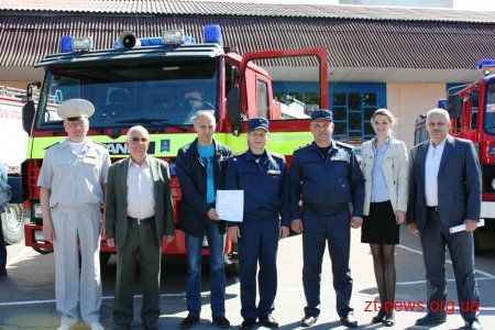 Рятувальники Житомирщини отримали 5 одиниць пожежно-рятувальної техніки