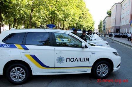 Житомирські поліцейські отримали 18 нових авто