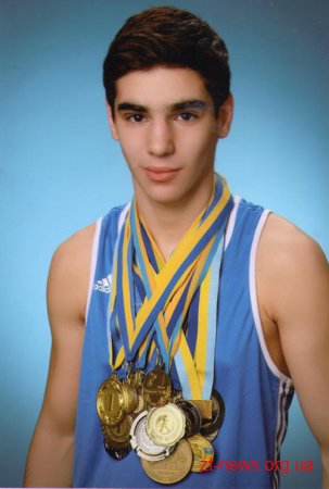 Бердичівлянин став чемпіоном України з боксу серед юніорів