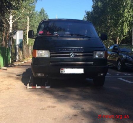 На кордоні з Білорусією виявлено автомобіль викрадений в Німеччині