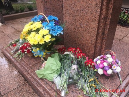 У Житомирі вшанували пам’ять правоохоронців, які загинули під час виконання службового обов’язку