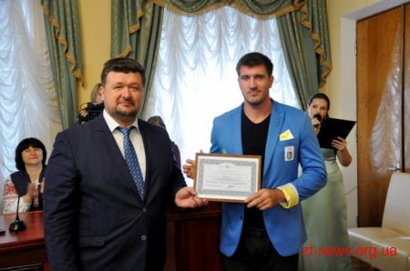 Спортсмени Житомирщини отримали відзнаки до Дня фізичної культури і спорту
