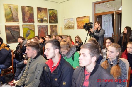 У Житомирі студенти та науковці спілкувалися про депортацію українського населення у 1947 році