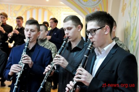VIII фестиваль "Сонячні кларнети" відкрили гімном України у виконанні духового оркестру