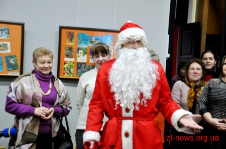 В обласному краєзнавчому музеї відкрилася виставка новорічно-різдвяної атрибутики ХХ століття
