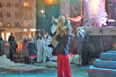 Поблизу головної ялинки міста відбувся святковий концерт "Житомир Різдвяний"