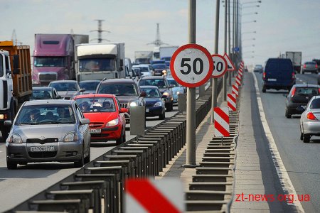 З 1 січня автомобілісти мають рухатися в населених пунктах зі швидкістю до 50 км/год