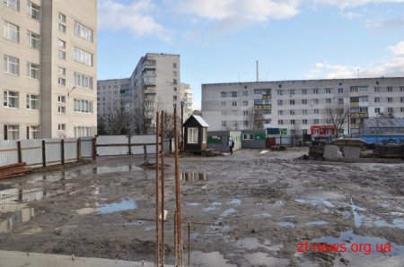 У Новограді-Волинському планують продовжити будівництво хірургічного корпусу