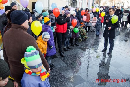 На вулиці Михайлівській відбувся флеш-моб «Всі ми різні, але всі ми рівні»