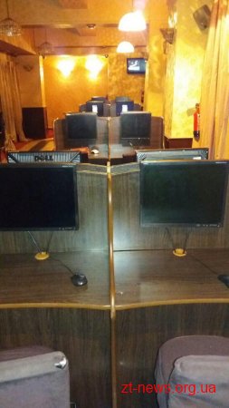 У Житомирі закрили 3 гральні заклади та вилучили майже 70 комп’ютерів