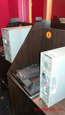У Житомирі закрили 3 гральні заклади та вилучили майже 70 комп’ютерів