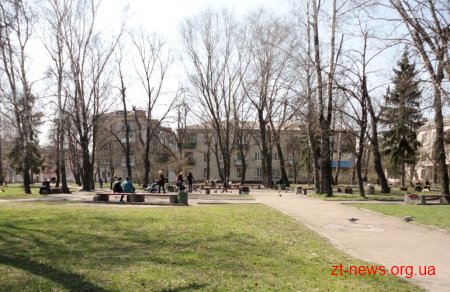 Сквер на розі вулиць Небесної сотні та Лятошинського відновлять за бюджетні кошти