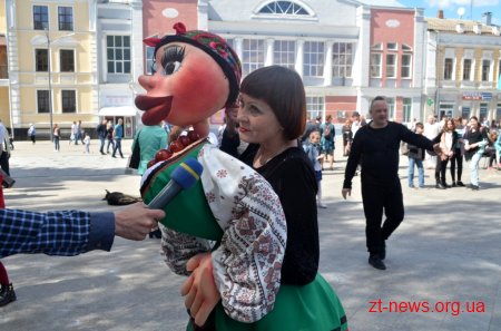 У Житомирі триває ІІІ Відкритий Всеукраїнський фестиваль театрів ляльок «Світ ляльок»