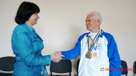 85-річний житомирянин встановив 3 рекорди на Чемпіонаті України з плавання серед ветеранів