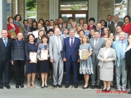 Освітяни Житомира отримали нагороди від Національної академії педагогічних наук України