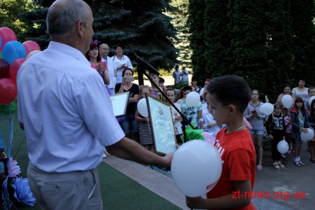 Пацієнтам Житомирської обласної дитячої клінічної лікарні влаштували свято