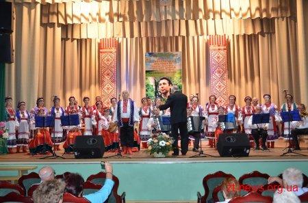 Вдруге у Житомирі пройшов Всеукраїнський фестиваль імені Івана Сльоти «А льон цвіте...»